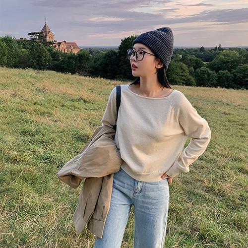 [당일발송🚚][가을/기본니트][MNLB] 블랙티 소프트 울 레글런 여리 보트넥 니트