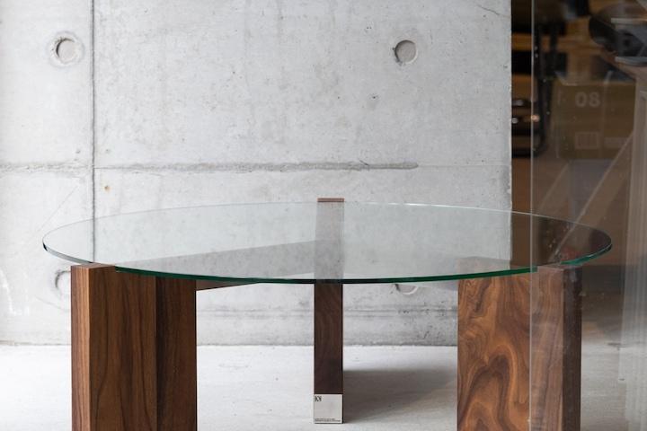 JC902 TABLE WALNUT
