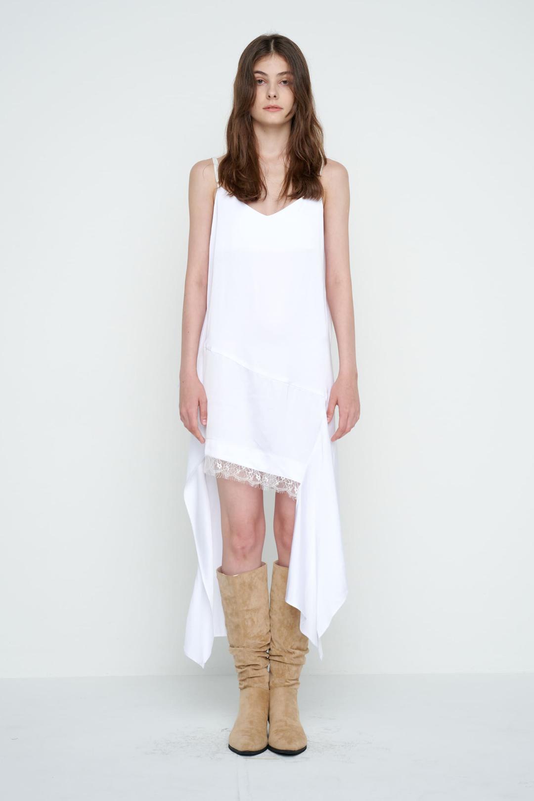 SATIN LACE UNBALANCED DRESS / WHITE