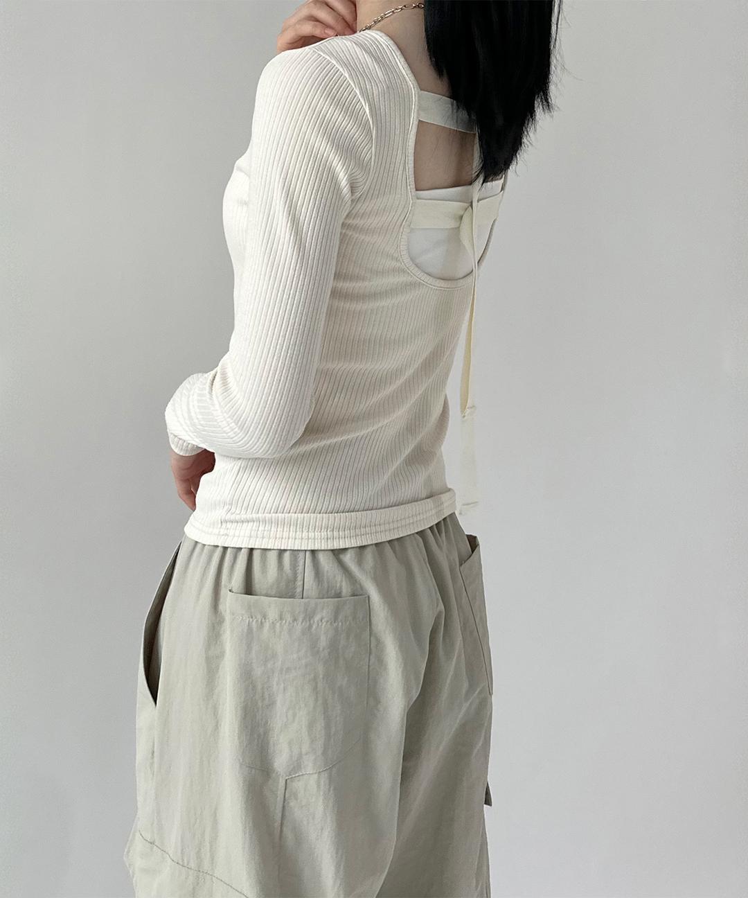 렌느 백 트임 슬림 티