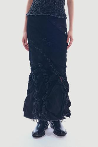 "RAVEL" Spiral Smocked Denim Skirt (Black)