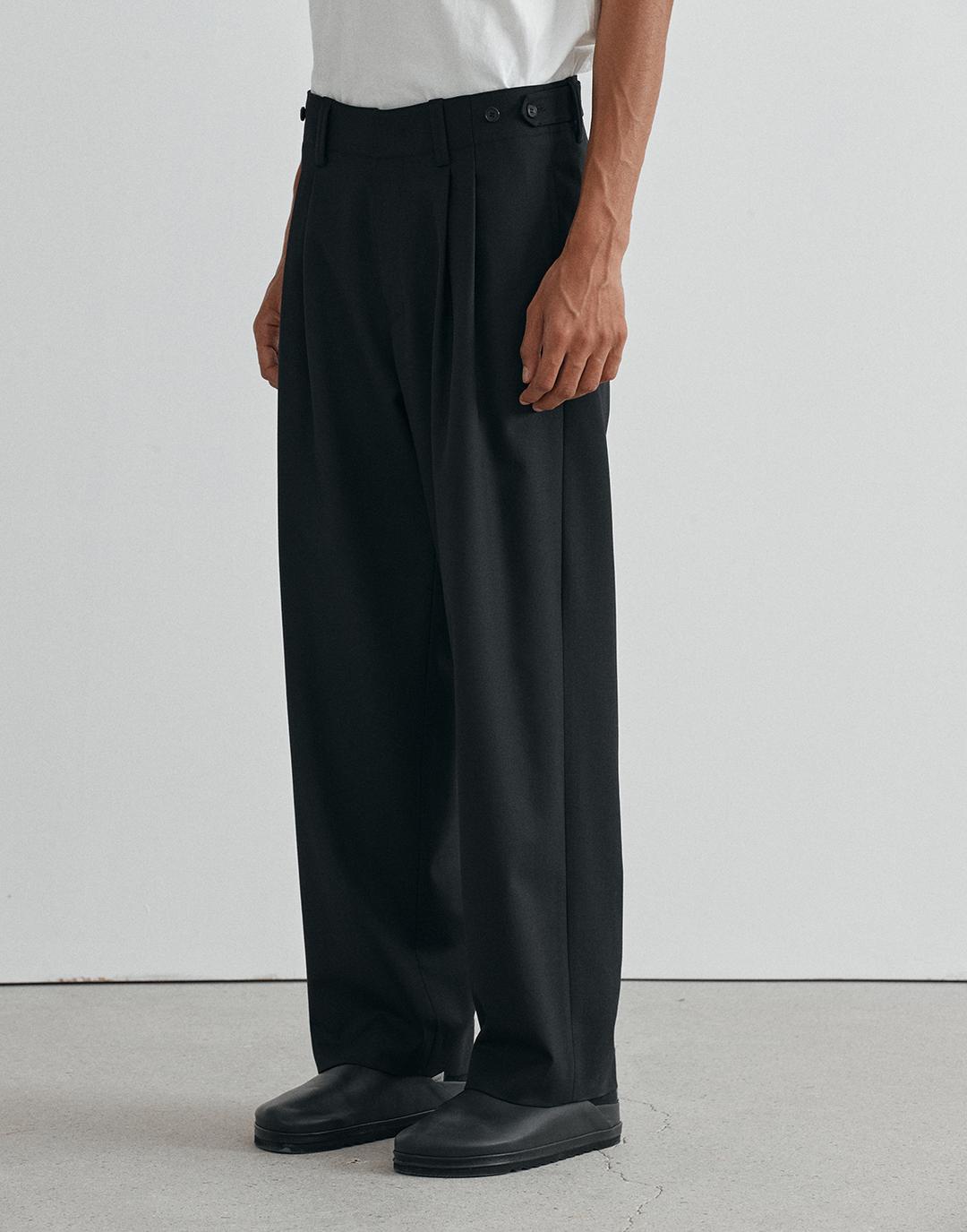 DOUBLE PLEATED WIDE PANTS (BLACK)