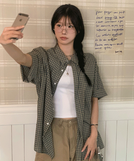 Bubble gum 🐰 checkered short-sleeved shirt - 3 colors