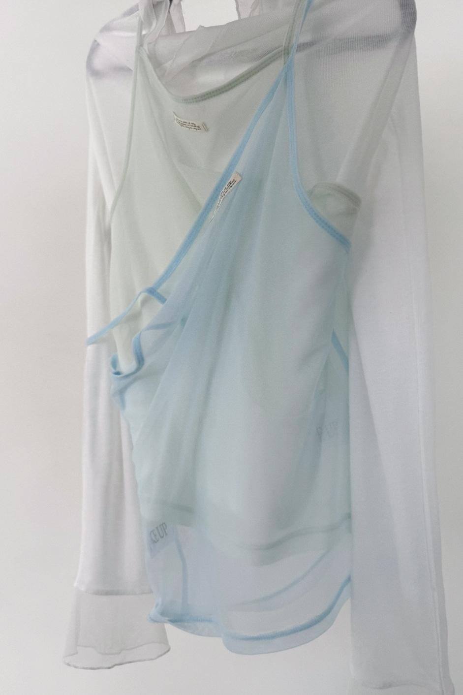 베르크서울 SHIMMER LAYERED SLEEVELESS