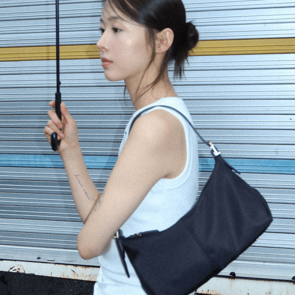 [왕슈멍 착용] BATEAU BAG [BLACK - NYLON]