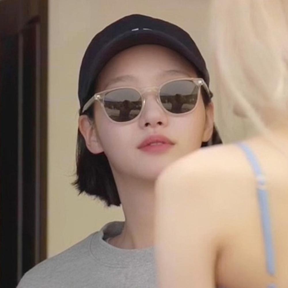 일레스테바 엘드리지 샴페인 클리어 C4 사각 뿔테 데일리 김고은 선글라스