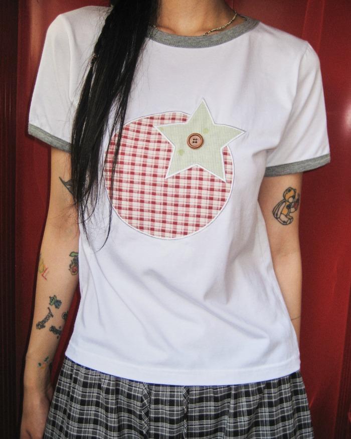TOMATO PATCH RINGER TEE (WHITE) F25QB140