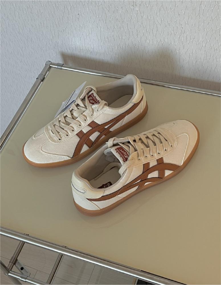 오니츠카타이거 토쿠텐 베이지 슈즈 1183A862-200