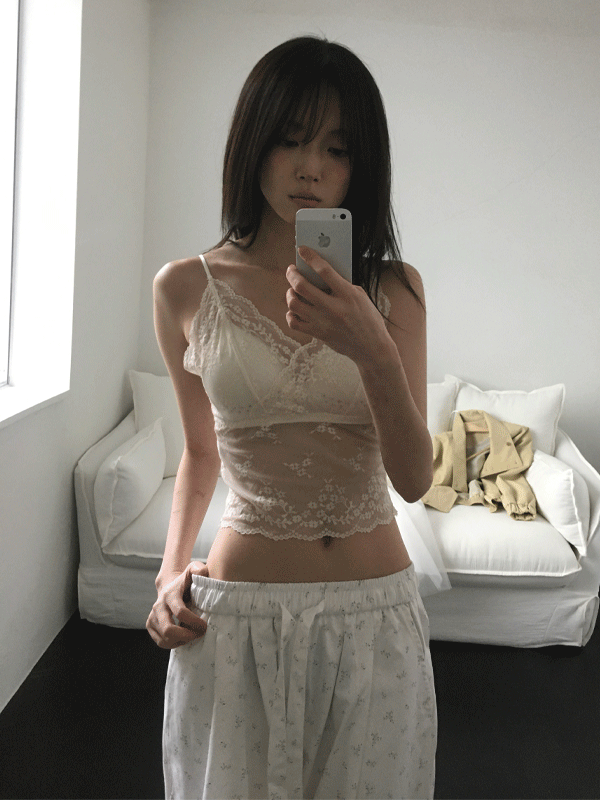 헤라 lace sleeveless