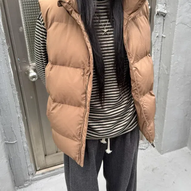 [기획할인/UNISEX] 오버핏 크롭 패딩 조끼 기본템 패딩베스트 숏패딩 크롭패딩 커플패딩