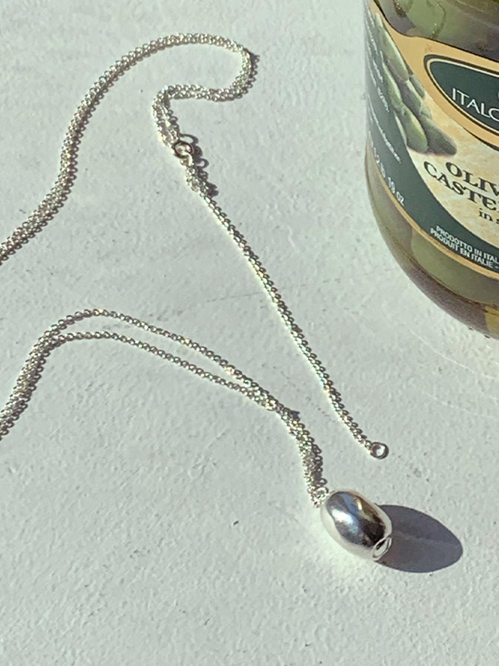 Olive necklace