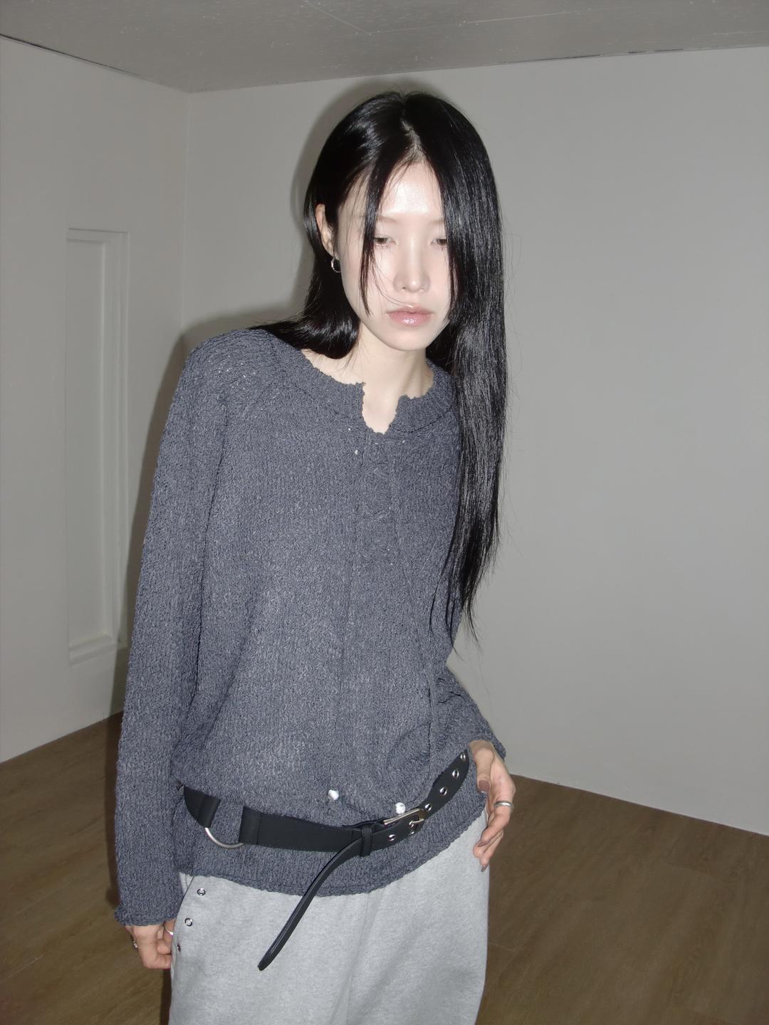 BOUCLE LACE-UP KNIT_CHARCOAL