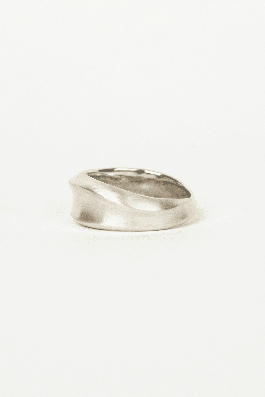 TWIST RING