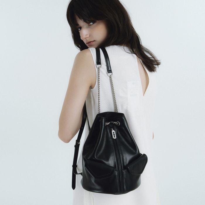 Occam Doux Double Pocket Chain Backpack M (오캄 두 더블 포켓 체인 백팩 미듐)_2colors