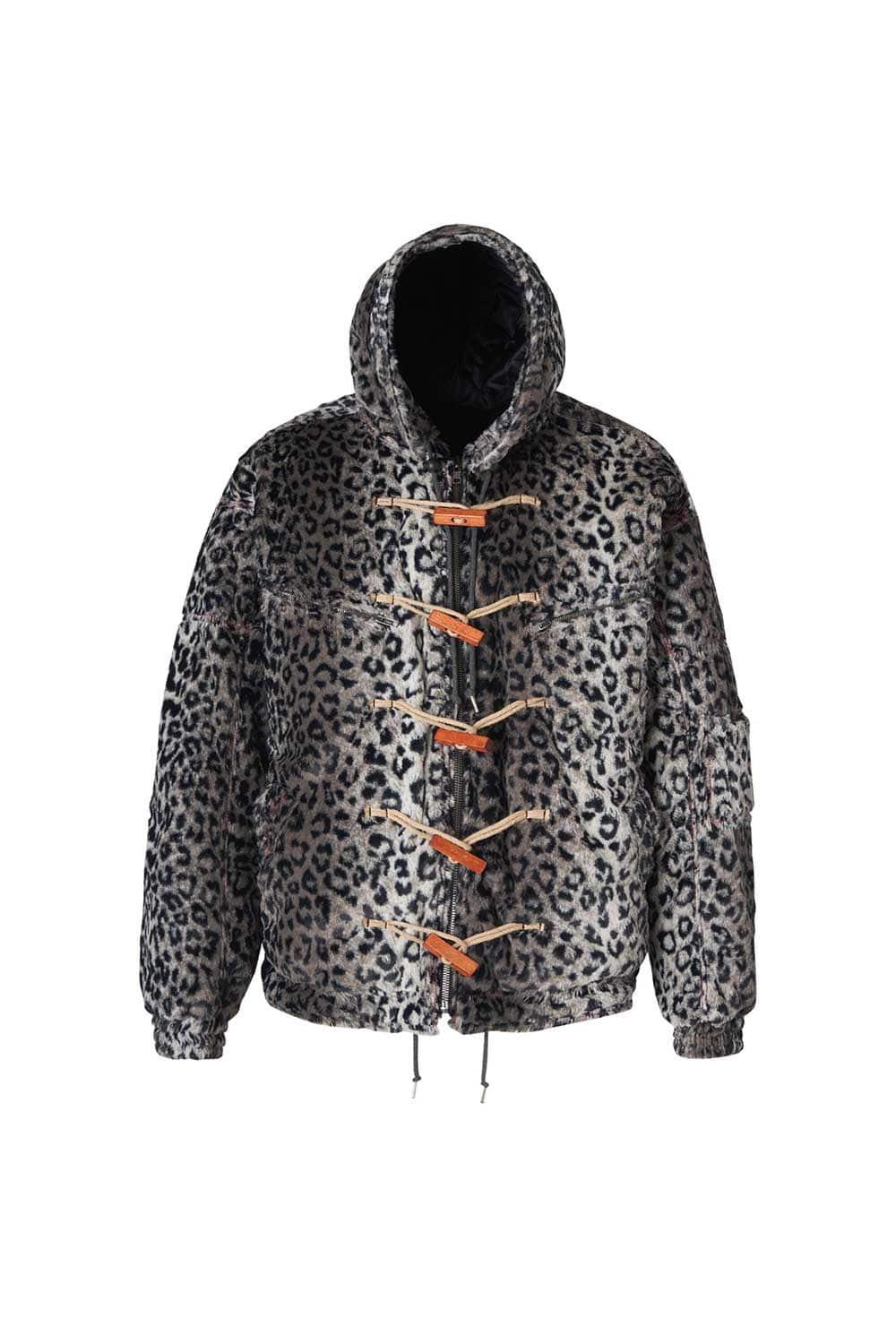 [지코 착용] Wooden Toggle Button Fur Jacket