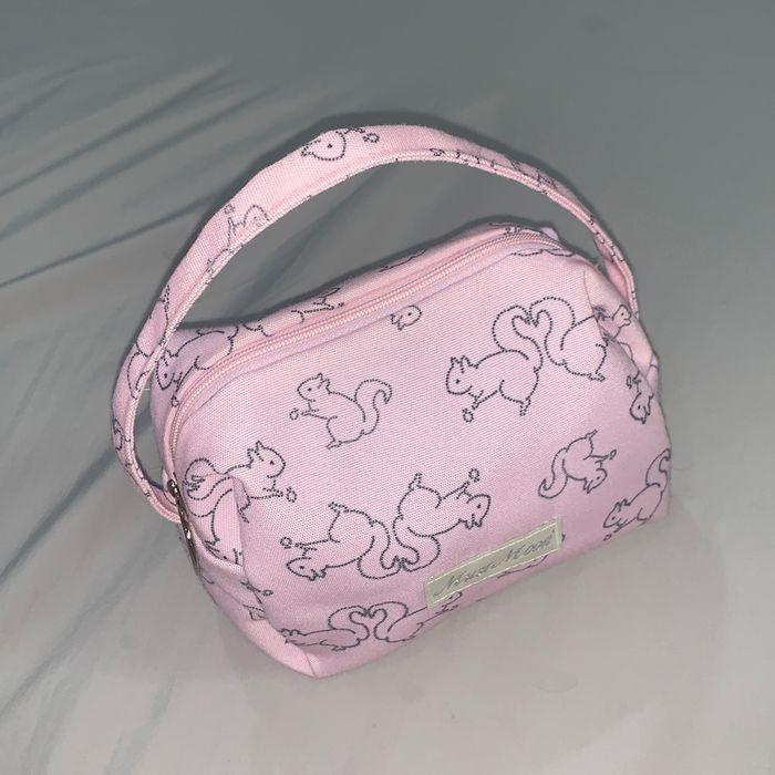 dotori square hand pouch bag (핸드파우치백)