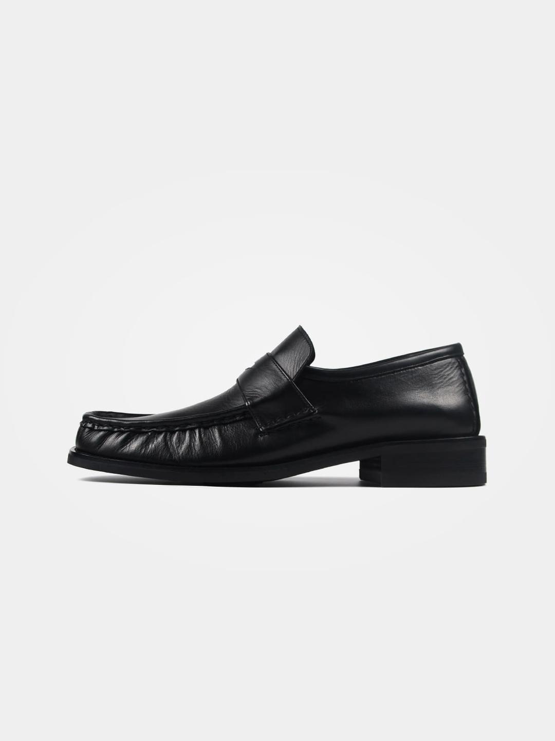 Canu, Black