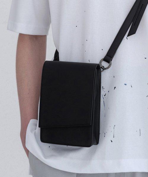 멀티 스트랩 미니 백 [MATT BLACK]