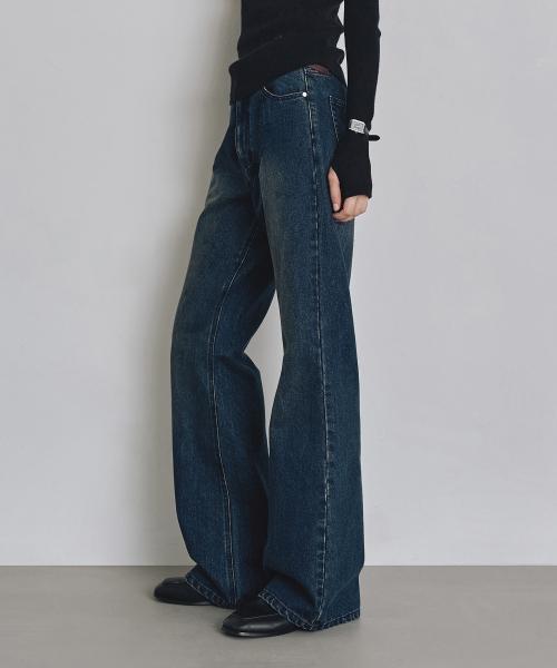 [우먼] 루즈핏 부츠컷 데님 팬츠 다크블루 COWPT002DBLUE