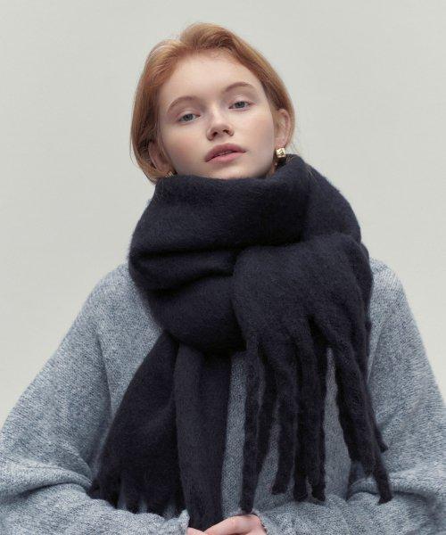 퍼스트 라벨 볼드 머플러_블랙