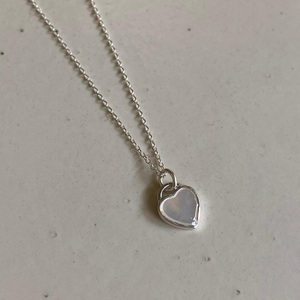 [무르무르]925실버 하트 볼륨 오팔 자개 목걸이