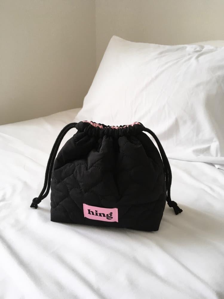 하트 패딩 파우치_블랙