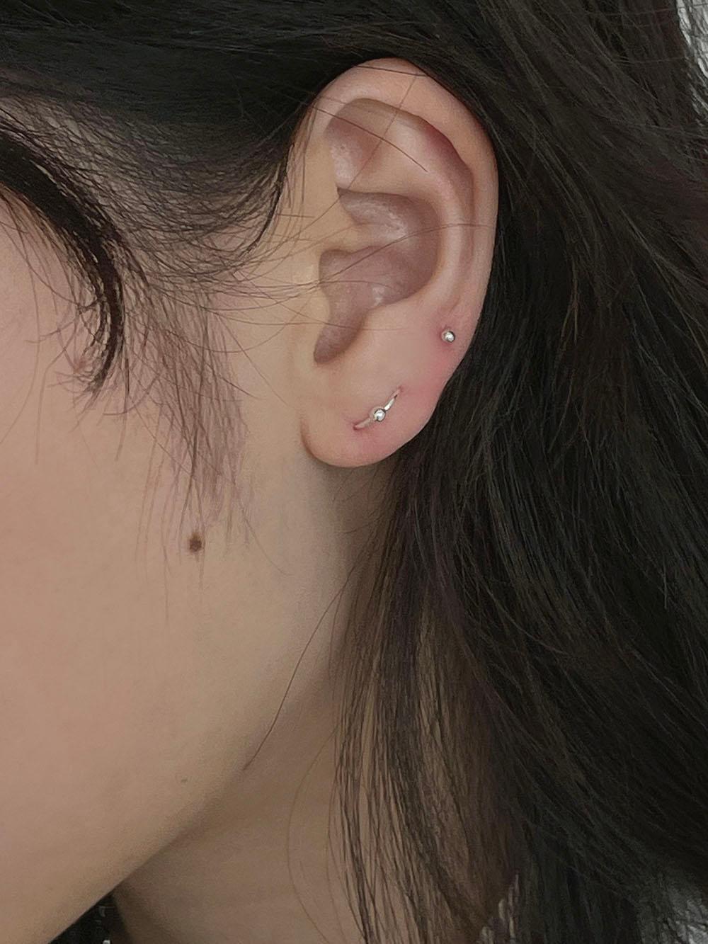 스테이플러 U 이어링