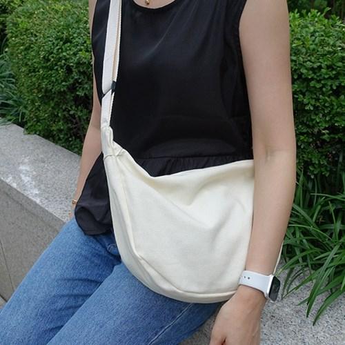 [제이월드뉴욕] 반달 크로스백