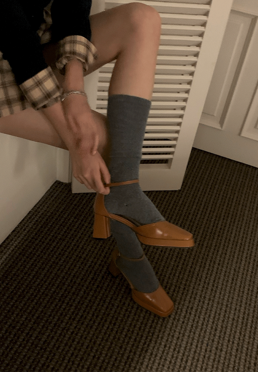 08 square chunky heel