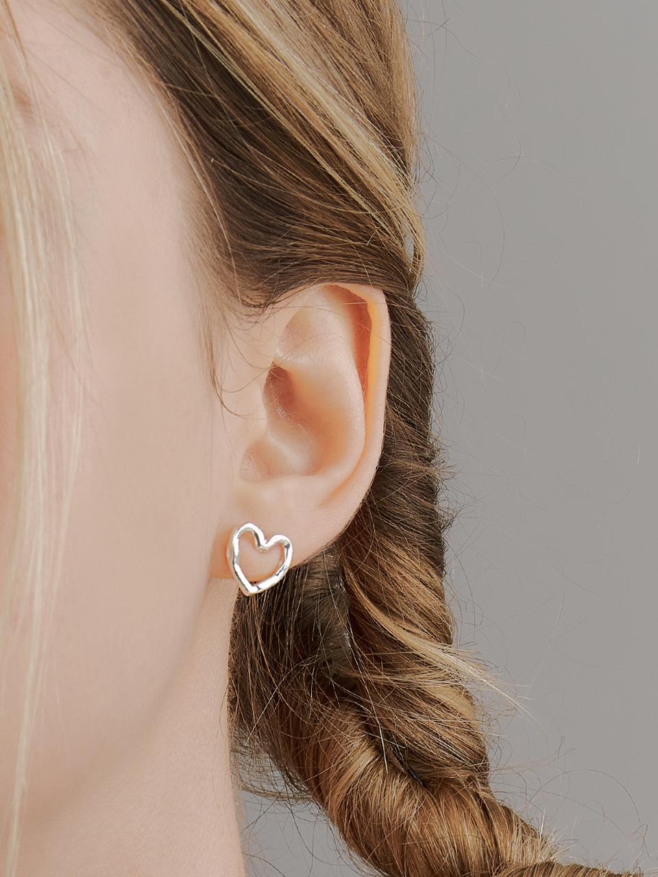 [셀럽 착용]ugly heart earring