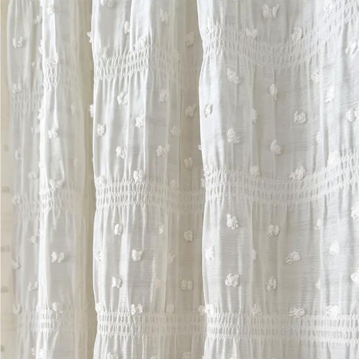 PomPom Curtain