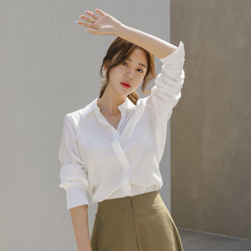 단하루8%할인>9/26(월)부터 정상가▶43,000원[후기146개]어반실키 히든 블라우스