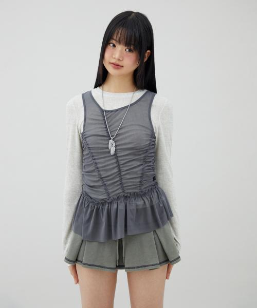SHIRRED FRILL SLEEVELESS TOP 메쉬 프릴탑 CHARCOAL BR2CV004