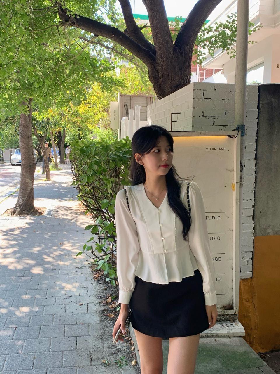 루앤메리 [MADE/당일발송] 미엘 레이스 블라우스(2col), 여성 하객룩 가을 하객블라우스 실크블라우스 격식룩