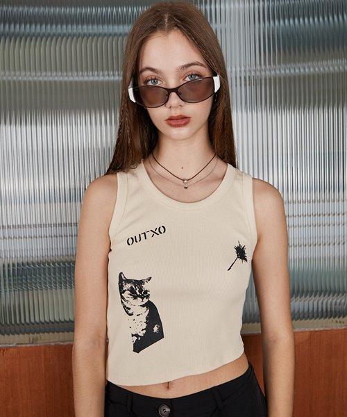 Patty logo top ivory