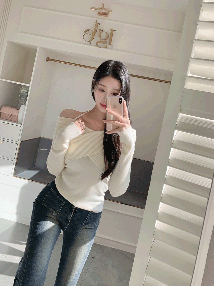 크로스 홀터 니트
