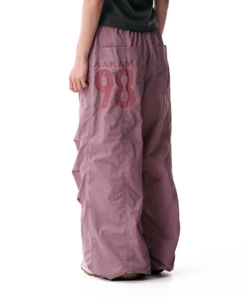 아캄(AAKAM)  98 Printed Knee Pin-tuck Nylon Pants (Dusty Pink) - 사이즈 & 후기 | 무신사