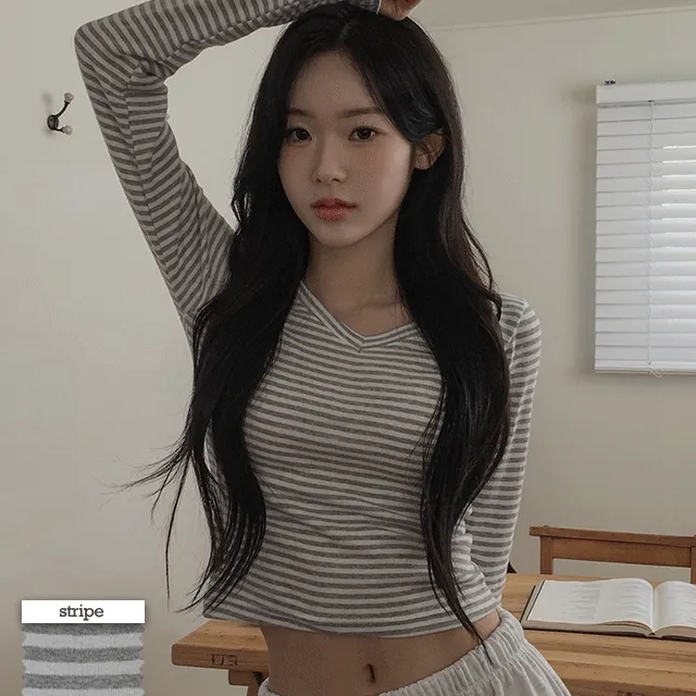 [말라핏] 에키즈 스트라이프 브이넥 슬림핏 크롭 긴팔 티셔츠 3colors