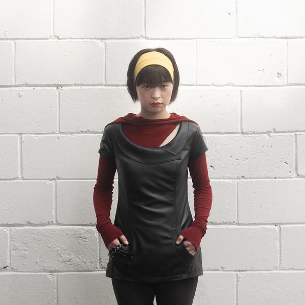 <Briana> Collar Leather Top