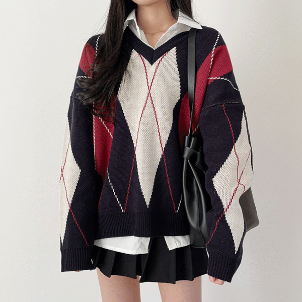 틴 아가일 니트