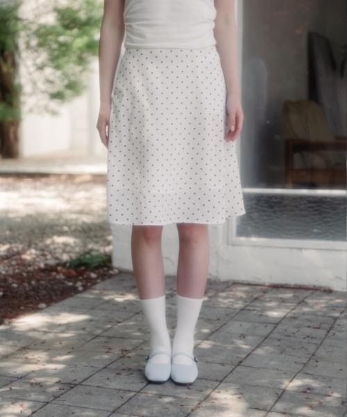 도트 플레어 미디스커트