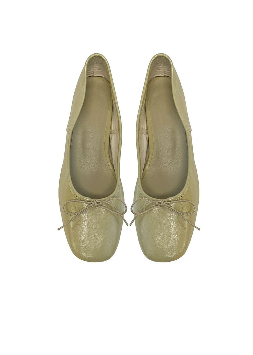 NO.44 MELLOW BEIGE LATTE FLAT