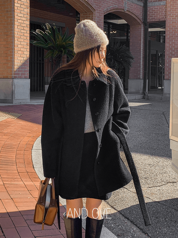 앤드오브 [made🖤♥️/아이 2차 리오더중/12월2째주 출고~/하프코트핏종결😚/울100%] 앤드오브 부클 하프 울 코트