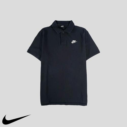 나이키 피그먼트 블랙 퓨추라 클럽로고 PK 카라넥 반팔 티셔츠  SIZE L