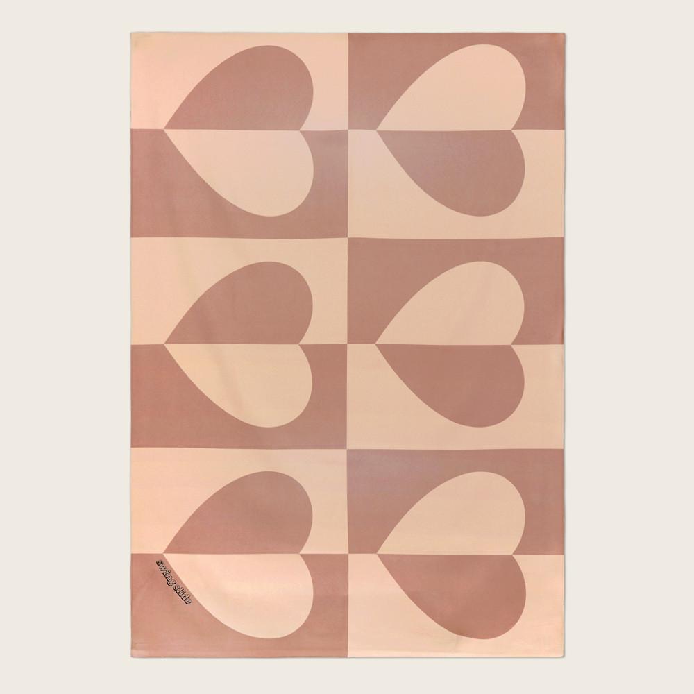 [비치타올] 하트 베이지 스포츠타올 건식 대형타올 : 스윙앤슬라이드