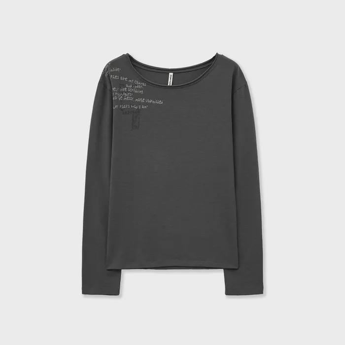 BOAT NECK GRAPHIC LONG SLEEVE T-SHIRT-CHARCOAL
