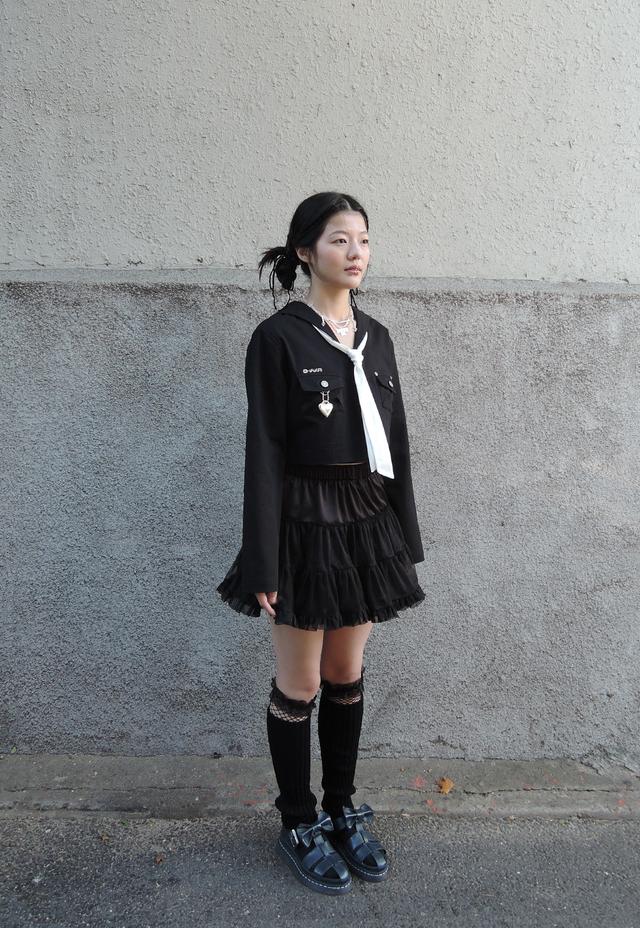 스젠 shell lace unbalanced skirt (black) - 위시버킷