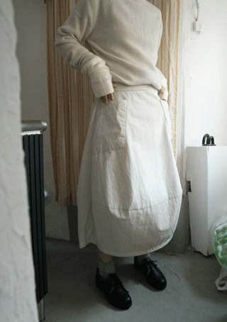 에프터먼데이 pot silhouette padding skirt (3colors)