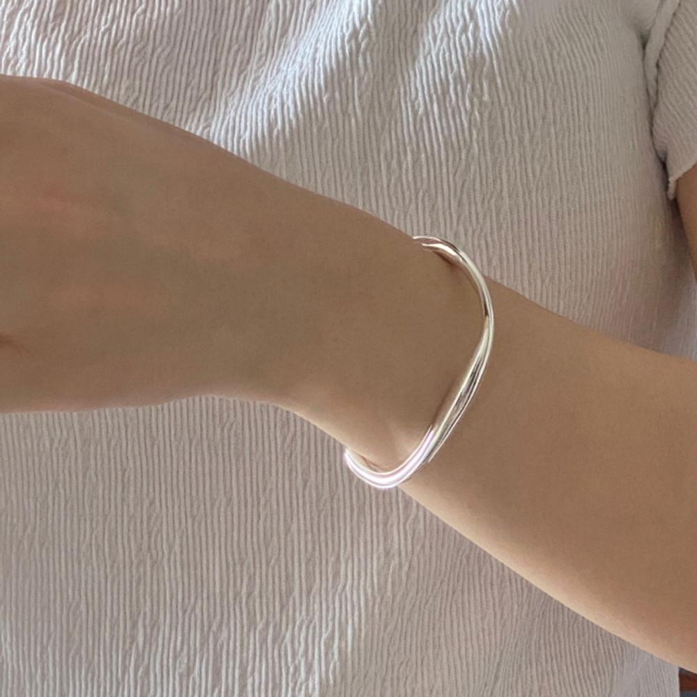 이 화  [웨이브 오픈 뱅글 팔찌, wave open bangle bracelet ] silver925