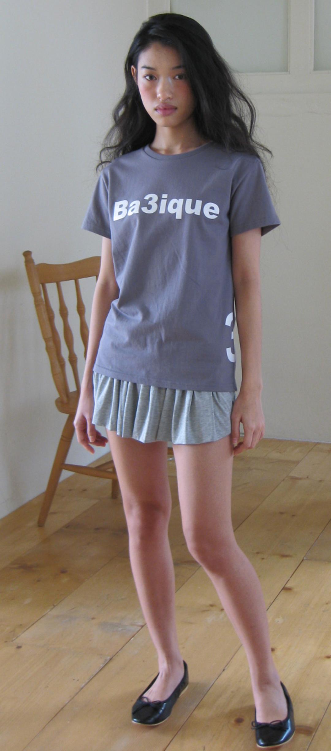 [fe.3] petit logo t-shirt (deep grey)